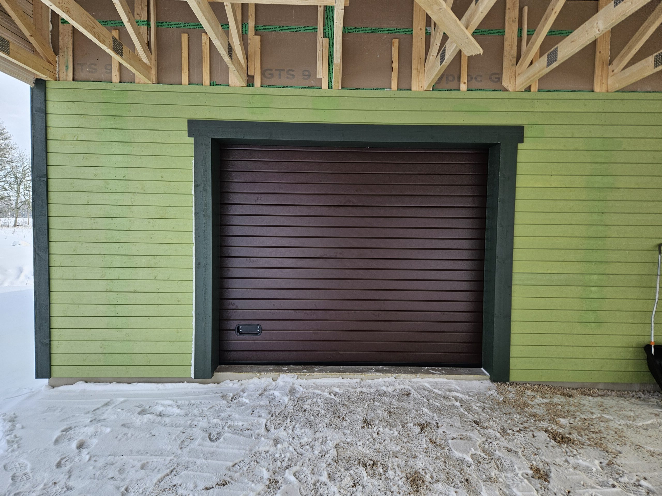 20250107 141700 1 scaled.jpg