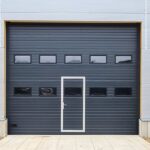 tõstuks akendega enator doors
